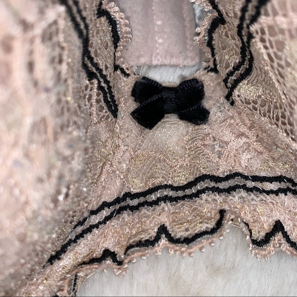 SEE NEW LISTING  Aerie Blush Pink Balconette Bra - Picture 5 of 14